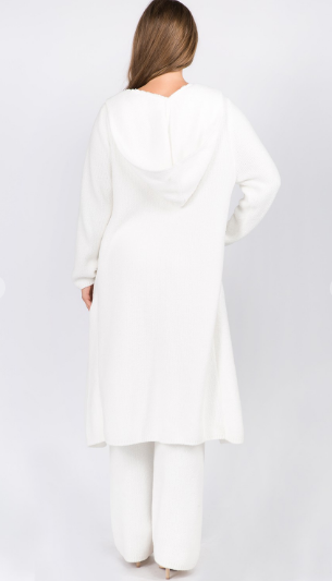 The Minimal  Rodeo Ultra Soft 3-Piece  Knit Sweater Lounger